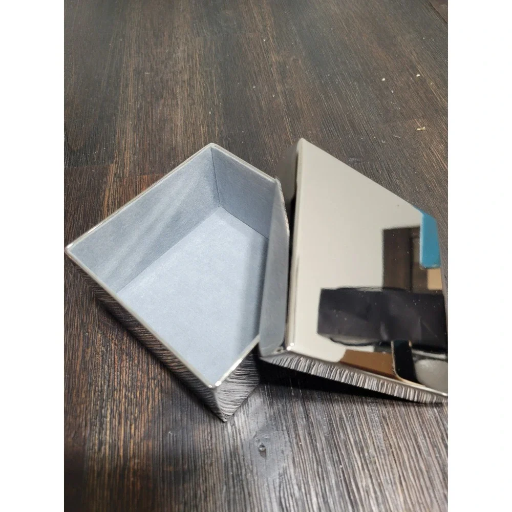 Silver Plated  Jewelry Trinket Square Box With Lid Grey velvet lined‎